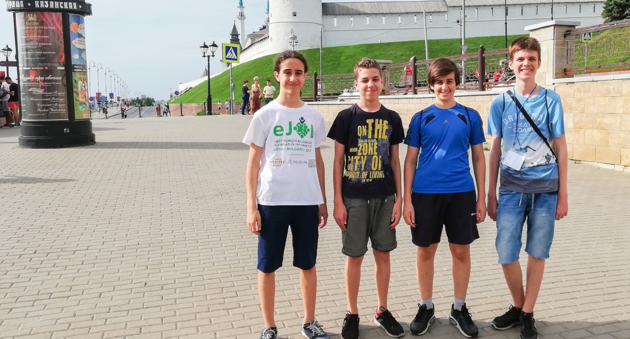 Младежкият отбор по информатика на eJOI 2018 в Русия