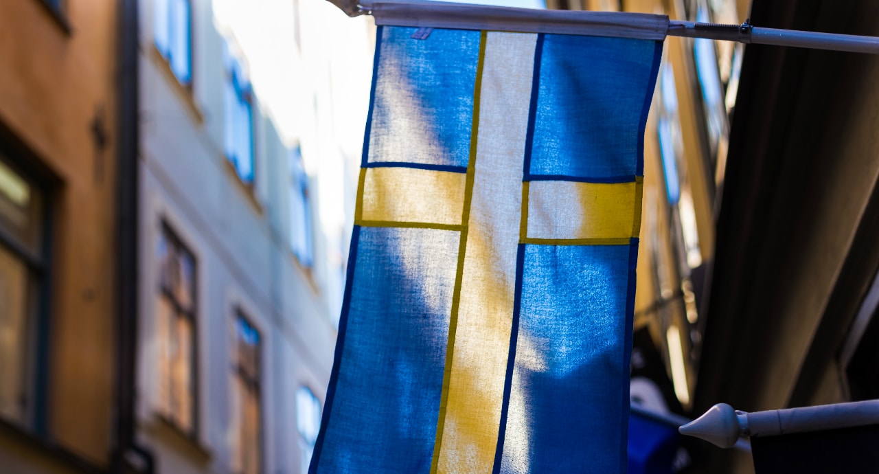 Шведската полиция ще инсталира вируси в телефоните на заподозрени
