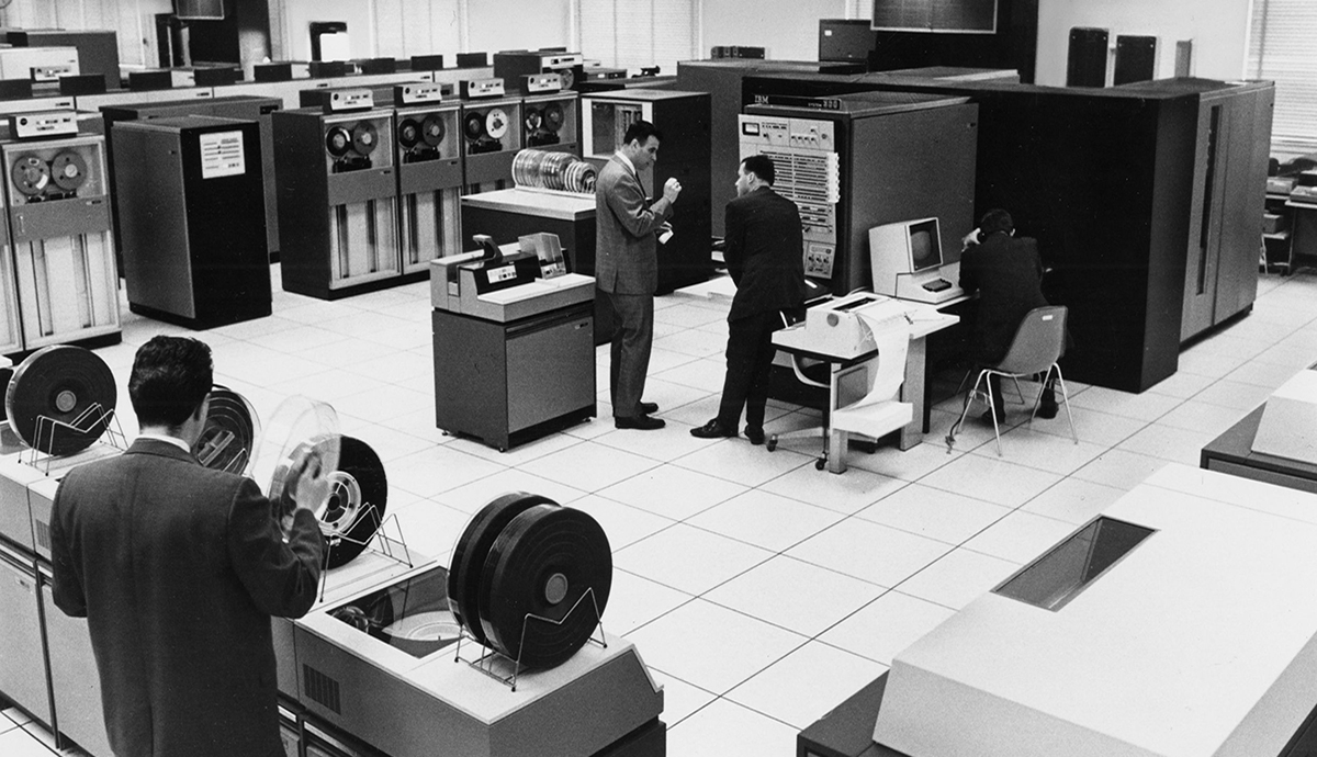 COBOL e oще жив, търсят се програмисти