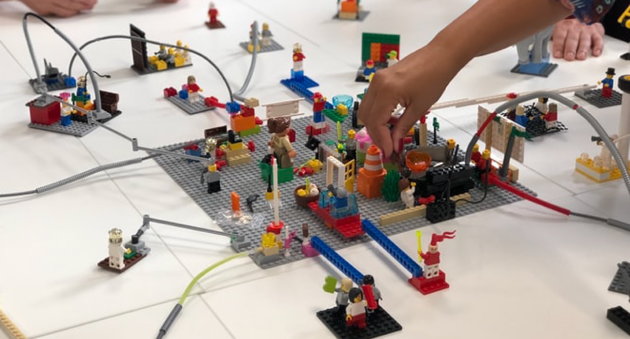 Инженер от IBM направи микроскоп с части от Lego