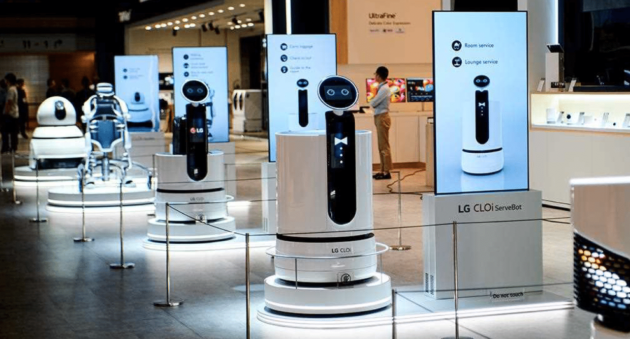 LG разширява внедряването на роботи в болници