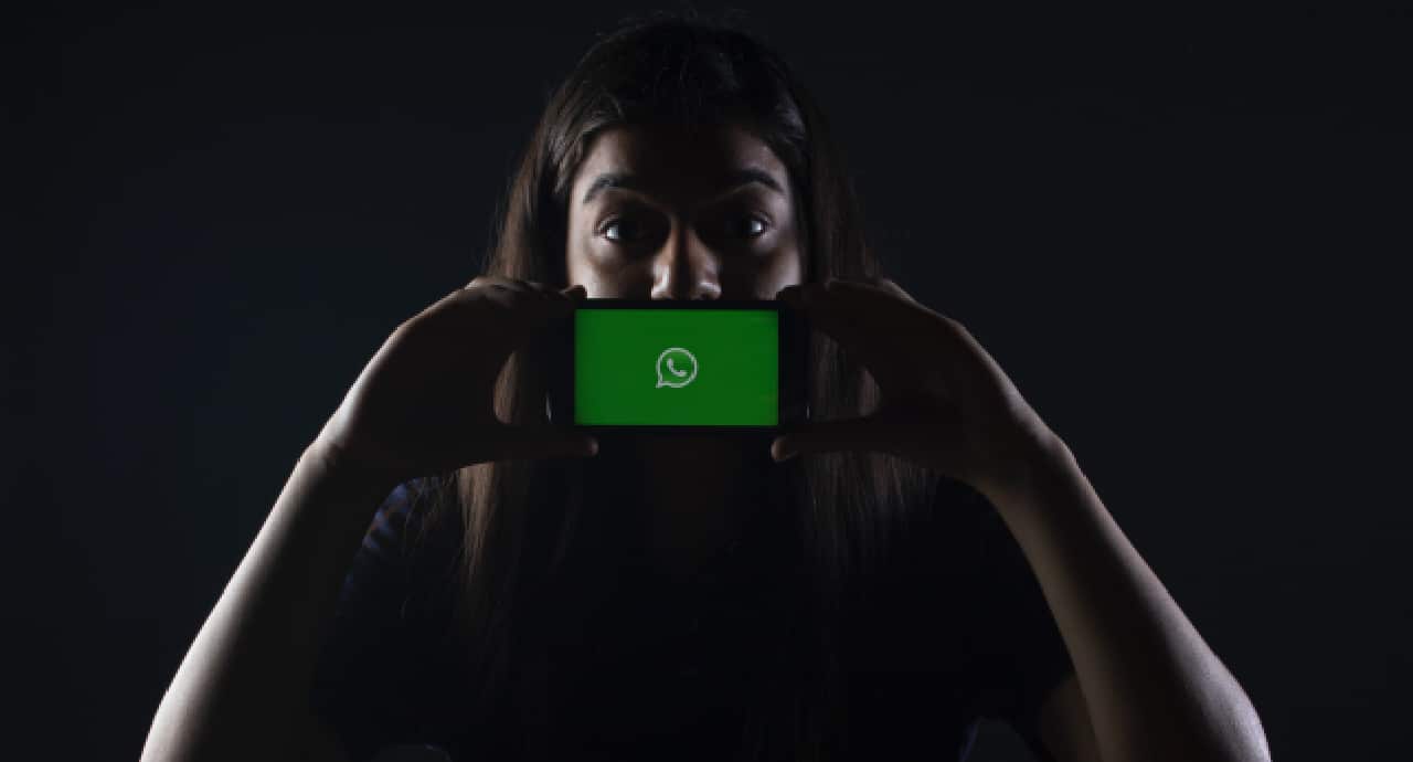 WhatsApp с рекорд по гласови и видео обаждания на Нова Година