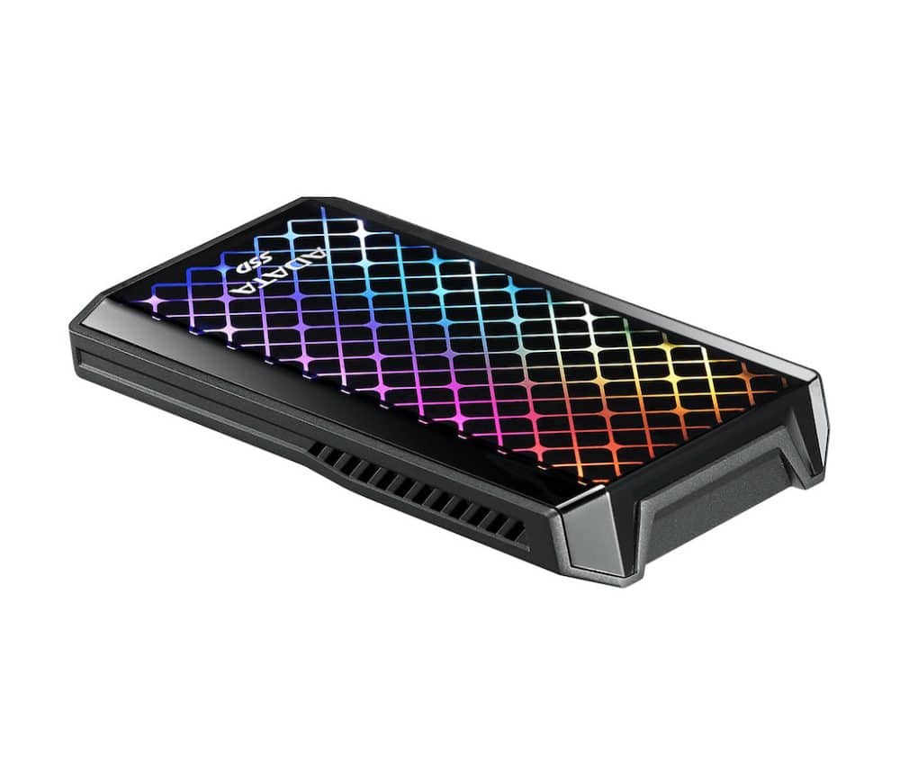 ADATA пусна цветно SSD с RGB осветление