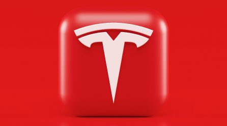 Мъск отново разстресе крипто пазара, обявявайки, че Tesla се отдръпва от Bitcoin