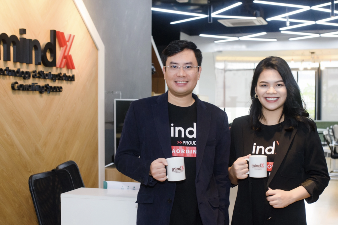 MindX набира 3,3 милиона долара, за да подкрепи Виетнамски студенти в Техническото им Развитие