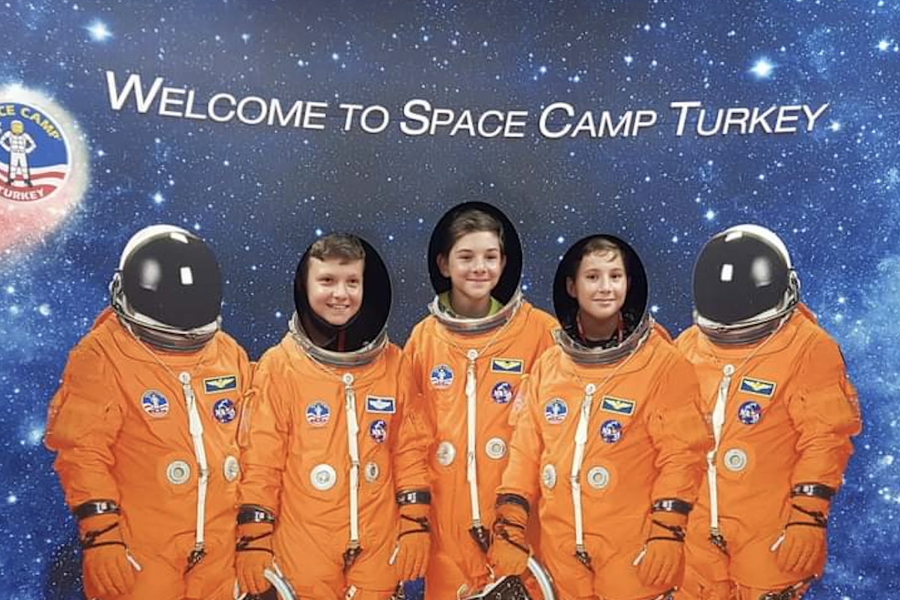 Възможности пред българските ученици за участие в тренировъчния лагер Space Camp Turkey