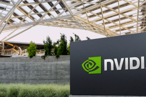 TECH Гиганти Готвят AI Удар срещу NVIDIA