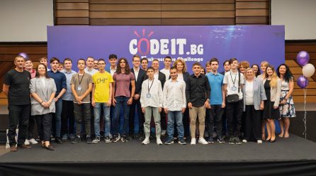Антон Анастасов е Победителят в 25. Сезон на CodeIT 2025